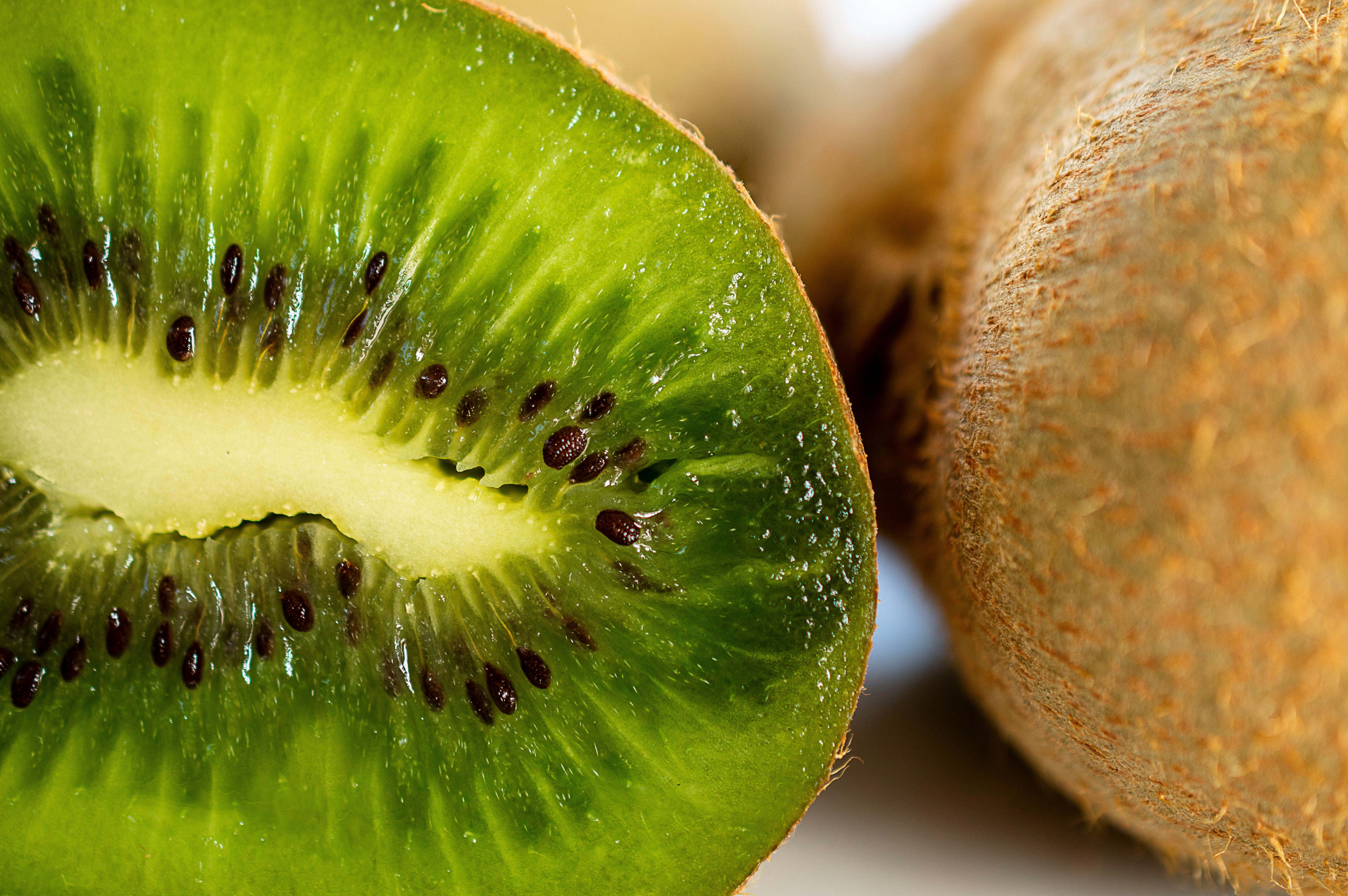 Kiwis